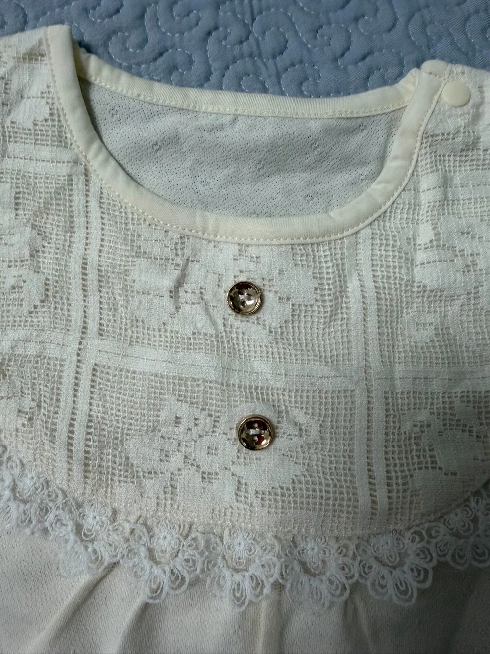 Cream Floral Lace Yoke Short Sleeve Top